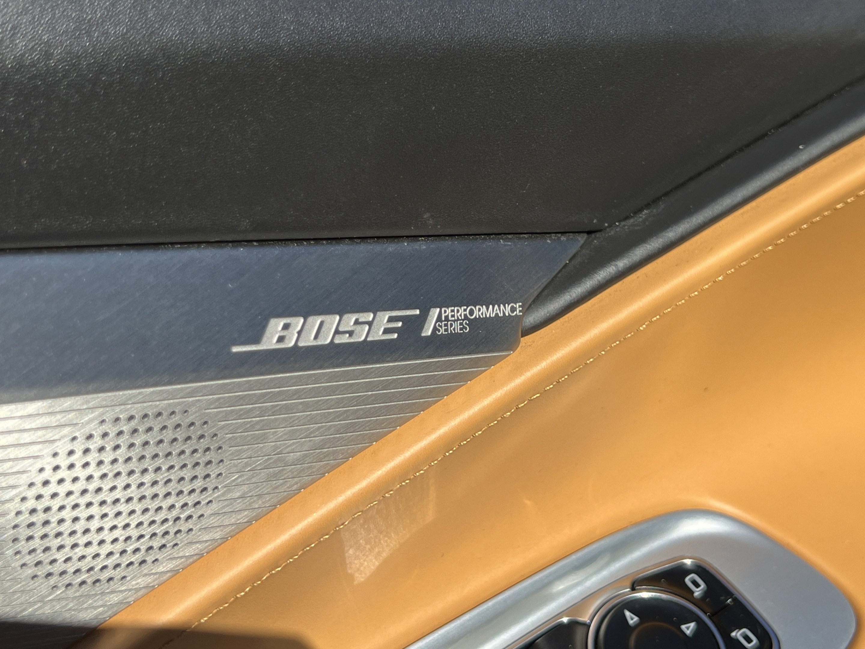 Used 2021 Chevrolet Corvette Stingray Premium Conv w/ Z51 Performance Package RWD image 24