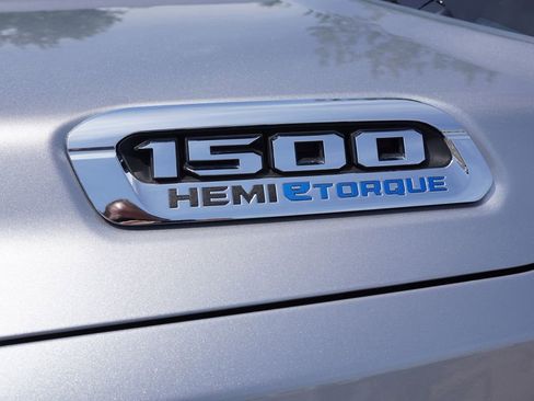 Used 2023 RAM 1500 Laramie AWD/4WD image 14