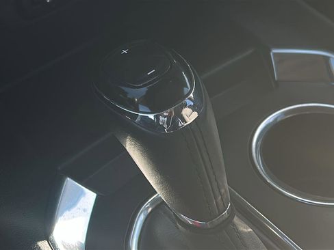 Certified 2019 Chevrolet Traverse LT image 26