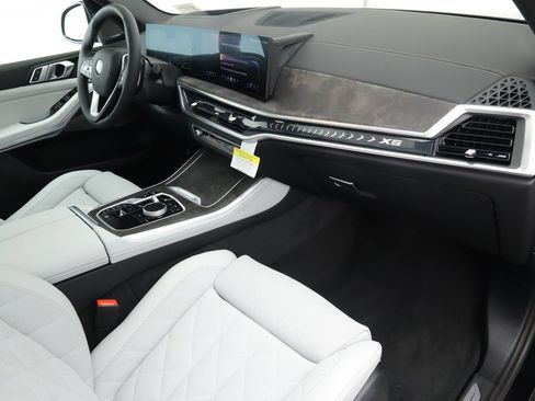 Used 2026 BMW X5 xDrive40i image 19