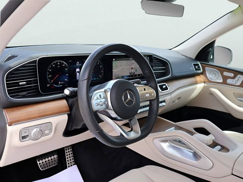 Certified 2022 Mercedes-Benz GLS 450 4MATIC image 18
