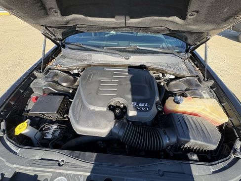 Used 2022 Chrysler 300 S RWD image 17