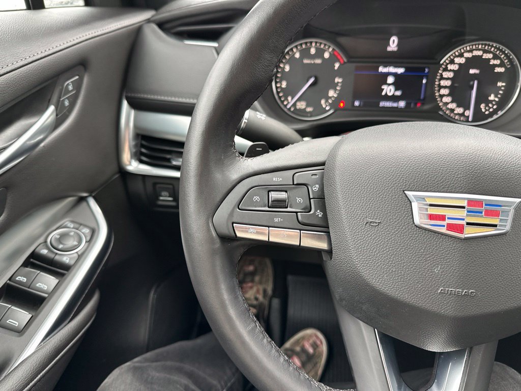 Used 2022 Cadillac XT4 Premium Luxury w/ Enhanced Visibility Package AWD/4WD image 27