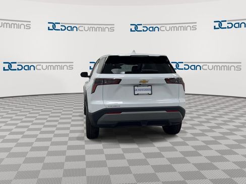 New 2026 Chevrolet Equinox LT FWD image 7