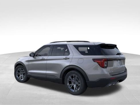 New 2026 Ford Explorer Active w/ Active Comfort Package AWD/4WD image 5