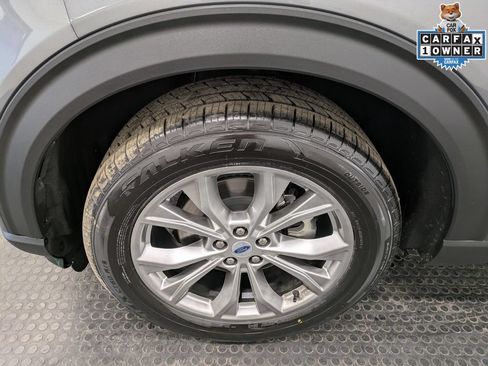 Certified 2023 Ford Explorer XLT w/ Equipment Group 202A AWD/4WD image 7