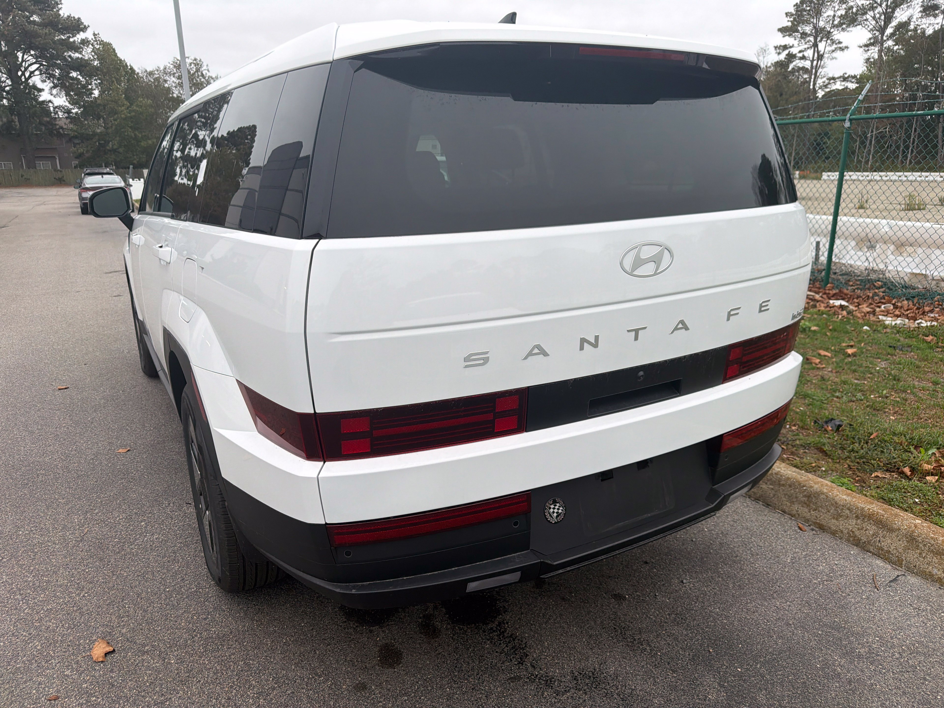 Certified 2026 Hyundai Santa Fe SE FWD image 9