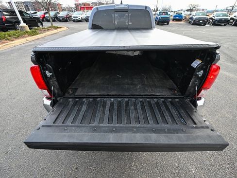 Used 2021 Toyota Tacoma SR5 image 17