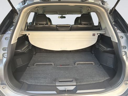Used 2014 Nissan Rogue SL AWD/4WD image 24