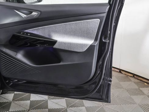 Used 2023 Volkswagen ID.4 2WD image 45