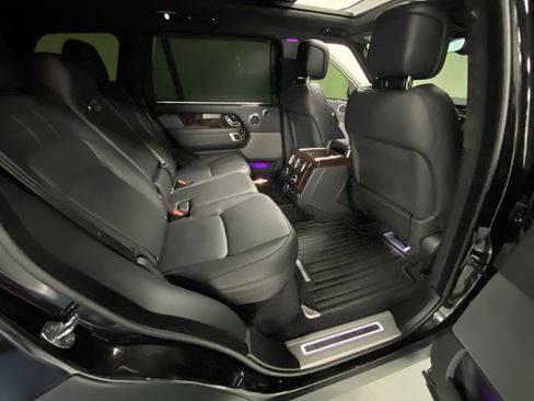 Used 2020 Land Rover Range Rover Long Wheelbase HSE image 39