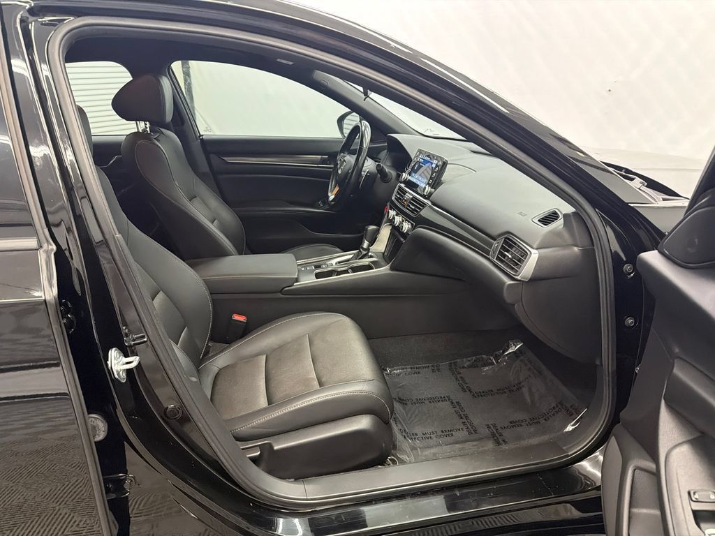 Used 2021 Honda Accord Sport image 14