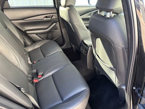 Certified 2022 MAZDA CX-30 AWD 2.5 S w/ Select Package image 32