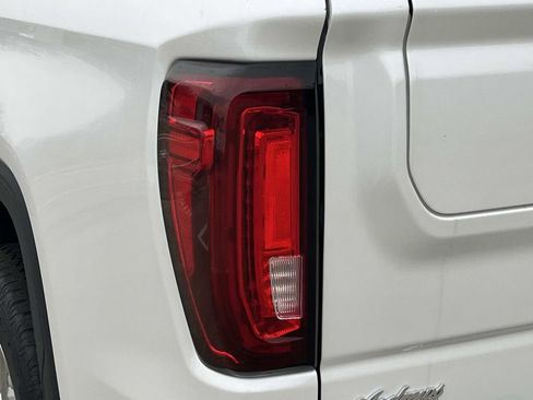 Used 2021 GMC Sierra 1500 Denali w/ Driver Alert Package II image 10
