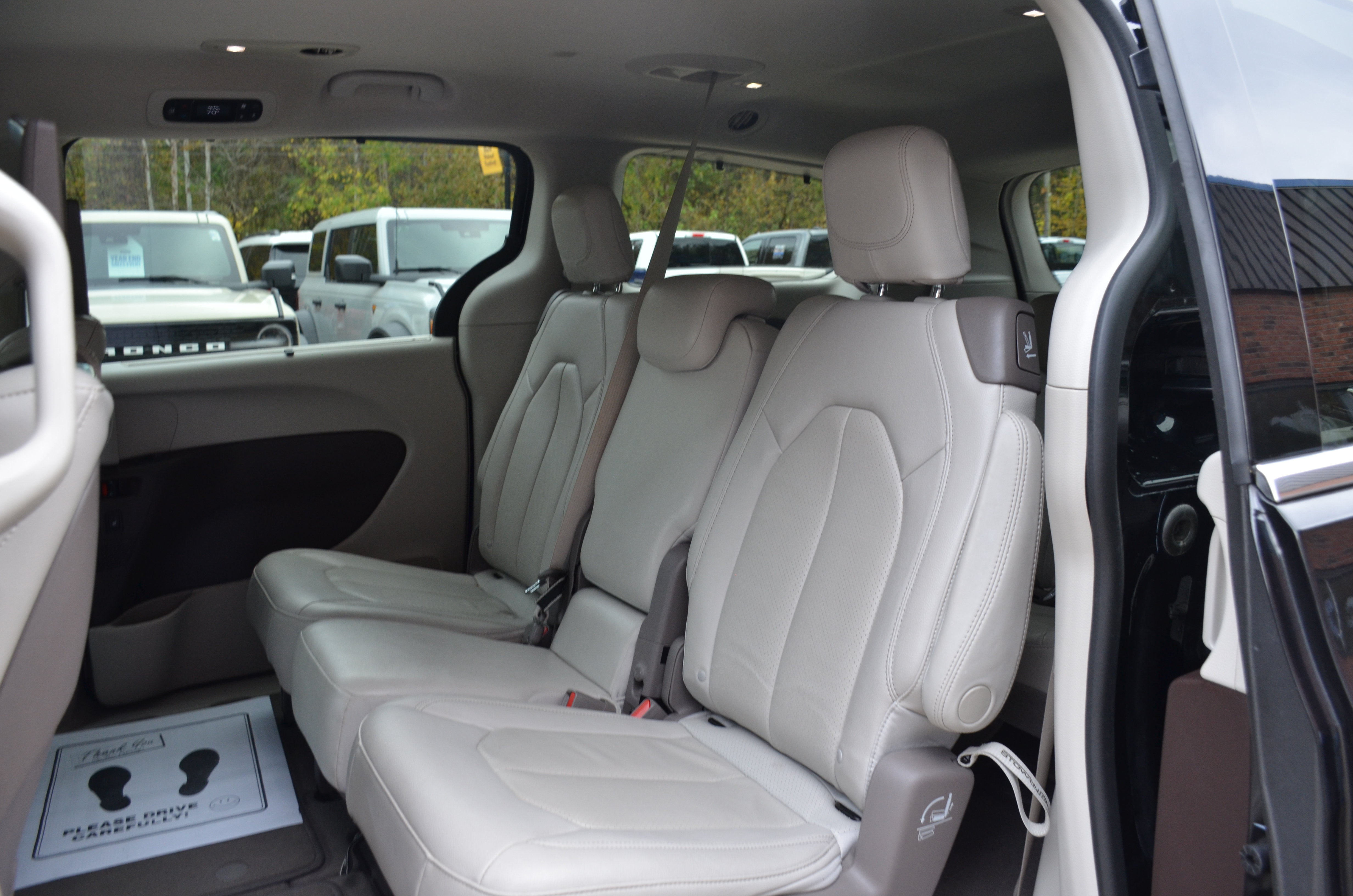 Used 2020 Chrysler Pacifica Touring-L Plus FWD image 45
