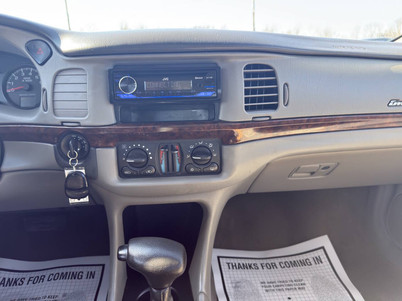 Used 2005 Chevrolet Impala LS w/ Sun And Sound Package FWD image 13