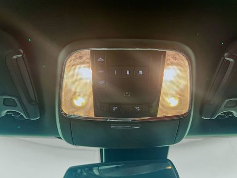 Used 2022 Dodge Charger Scat Pack image 19