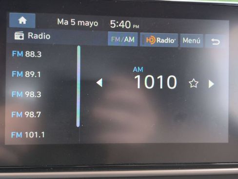 Used 2025 Hyundai Venue SEL FWD image 18