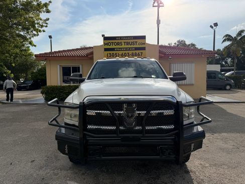 Used 2017 RAM 3500 Tradesman w/ Chrome Appearance Group AWD/4WD image 8