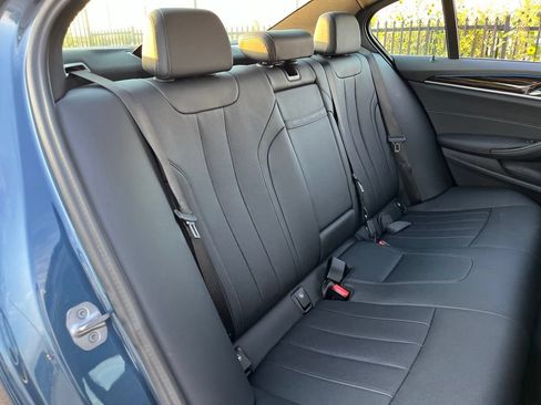 Used 2023 BMW 530e xDrive w/ Premium Package AWD/4WD image 27