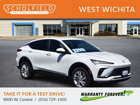 Used 2024 Buick Envista Preferred FWD image 1