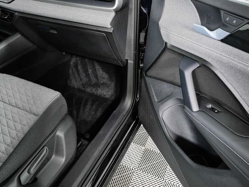 Certified 2025 Volkswagen Tiguan S AWD/4WD image 27