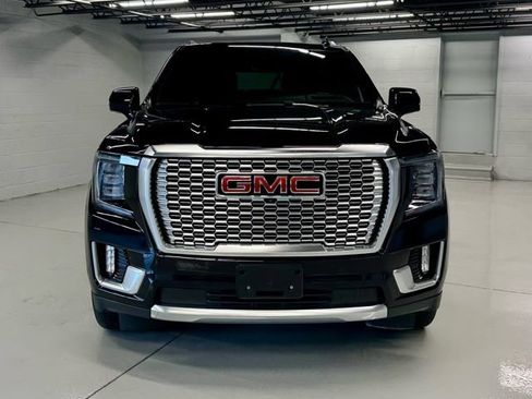 Used 2024 GMC Yukon Denali w/ Denali Reserve Package AWD/4WD image 8