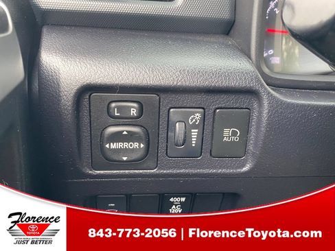 Used 2020 Toyota 4Runner SR5 AWD/4WD image 23