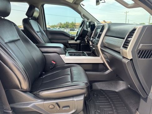 Used 2020 Ford F250 Lariat w/ Lariat Value Package image 27