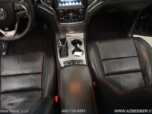 Used 2017 Jeep Grand Cherokee Trailhawk w/ Trailhawk Luxury Group image 18