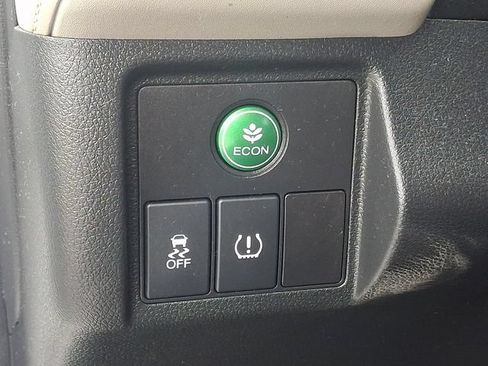 Used 2022 Honda HR-V LX image 22