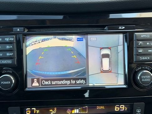 Used 2017 Nissan Rogue SL w/ SL Premium Package AWD/4WD image 30