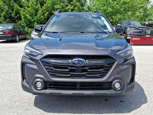 Certified 2024 Subaru Outback Onyx Edition XT AWD/4WD image 2