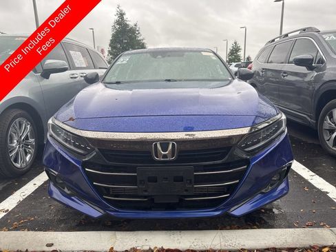 Used 2022 Honda Accord Sport image 2