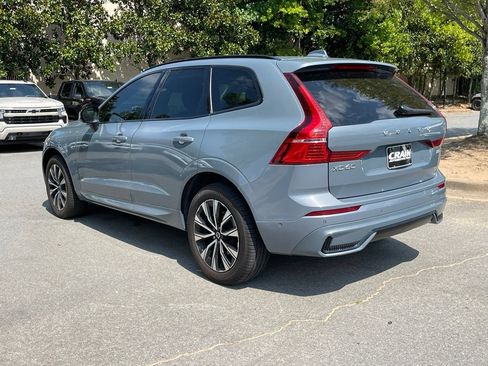Used 2023 Volvo XC60 B5 Plus AWD/4WD image 5