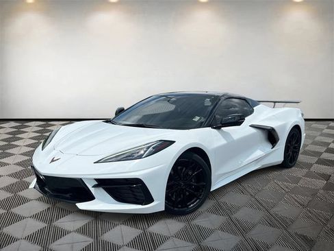 Used 2024 Chevrolet Corvette Stingray Convertible w/ 1LT RWD image 2