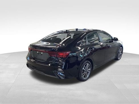 Certified 2023 Kia Forte LXS FWD image 6