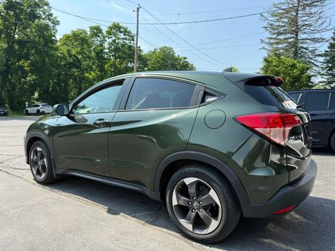 Used 2018 Honda HR-V EX image 4
