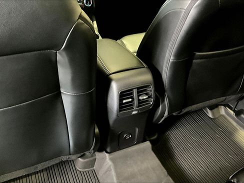 Used 2022 Ford Escape SEL image 10