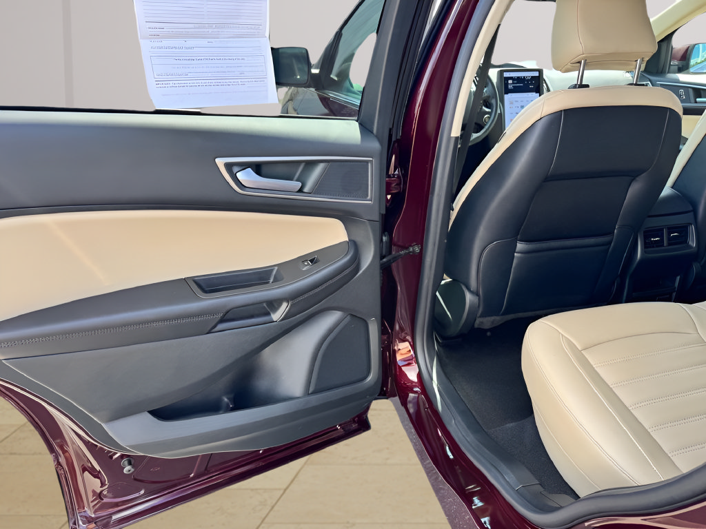 Used 2022 Ford Edge SEL w/ Convenience Package AWD/4WD image 29