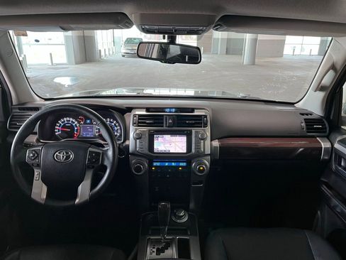 Used 2016 Toyota 4Runner Limited AWD/4WD image 41