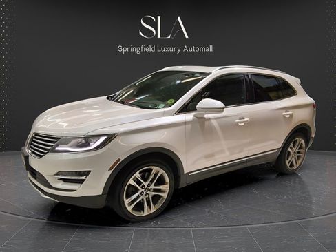 Used 2016 Lincoln MKC Reserve w/ Lincoln MKC Climate Package AWD/4WD image 4