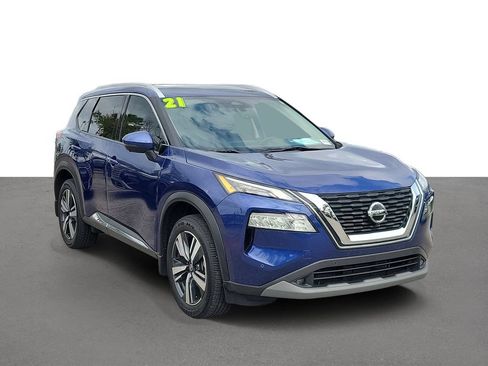 Used 2021 Nissan Rogue SL w/ Premium Package FWD image 2