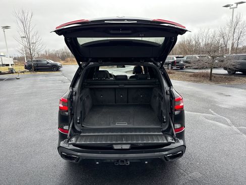 Used 2021 BMW X5 M50i w/ Executive Package image 25