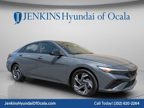 New 2026 Hyundai Elantra Sport FWD image 11