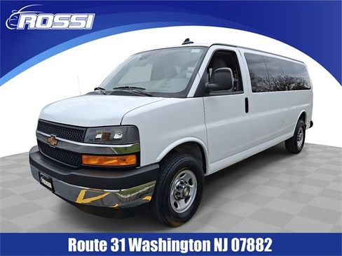 Certified 2024 Chevrolet Express 3500 LT w/ LT Preferred Equipment Group image 1