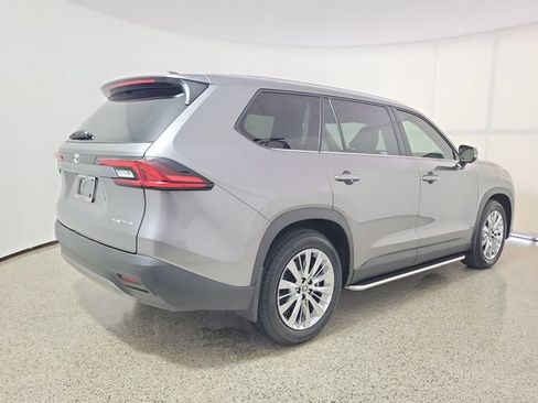 Used 2026 Toyota Grand Highlander AWD image 5