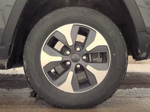 Used 2022 Jeep Grand Cherokee Limited 4xe image 21