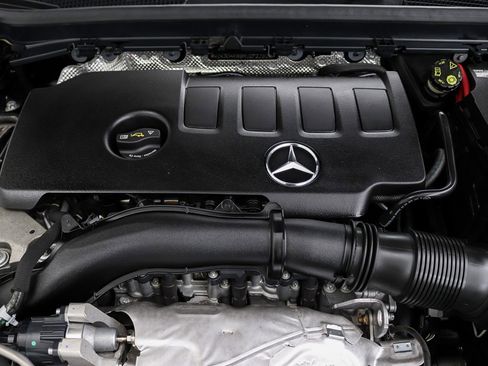 Used 2021 Mercedes-Benz A 220 w/ AMG Line image 34