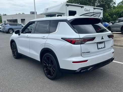 New 2026 Mitsubishi Outlander LE FWD image 5